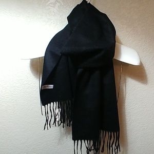 100% Black Cashmere scarf